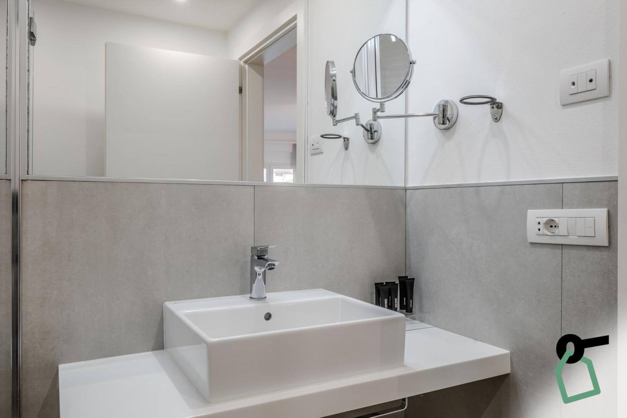 Hotiday Room Collection - Tirrenia Ngoại thất bức ảnh