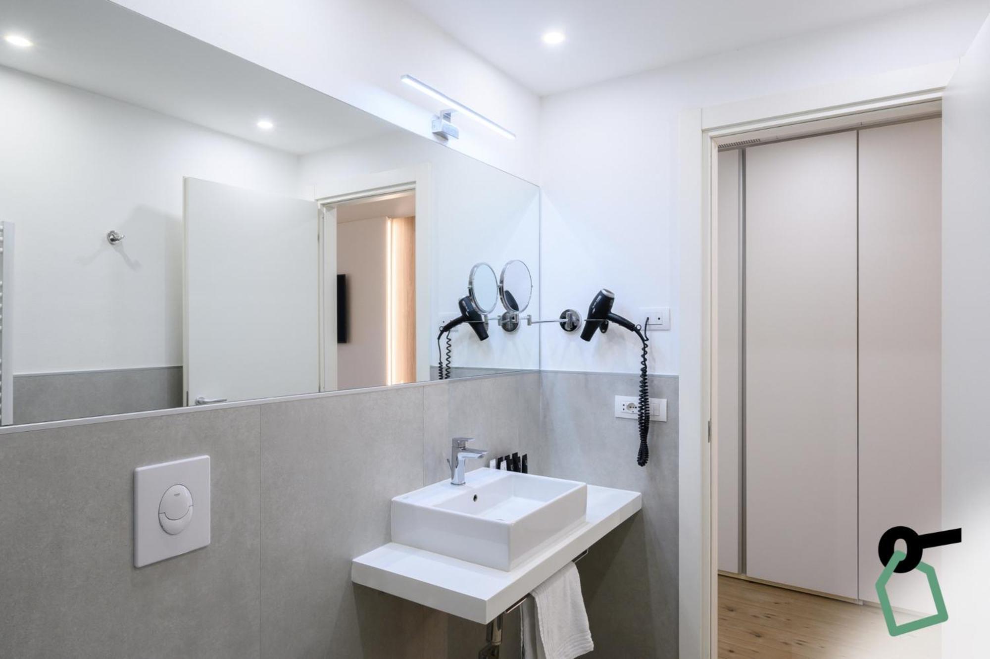 Hotiday Room Collection - Tirrenia Ngoại thất bức ảnh
